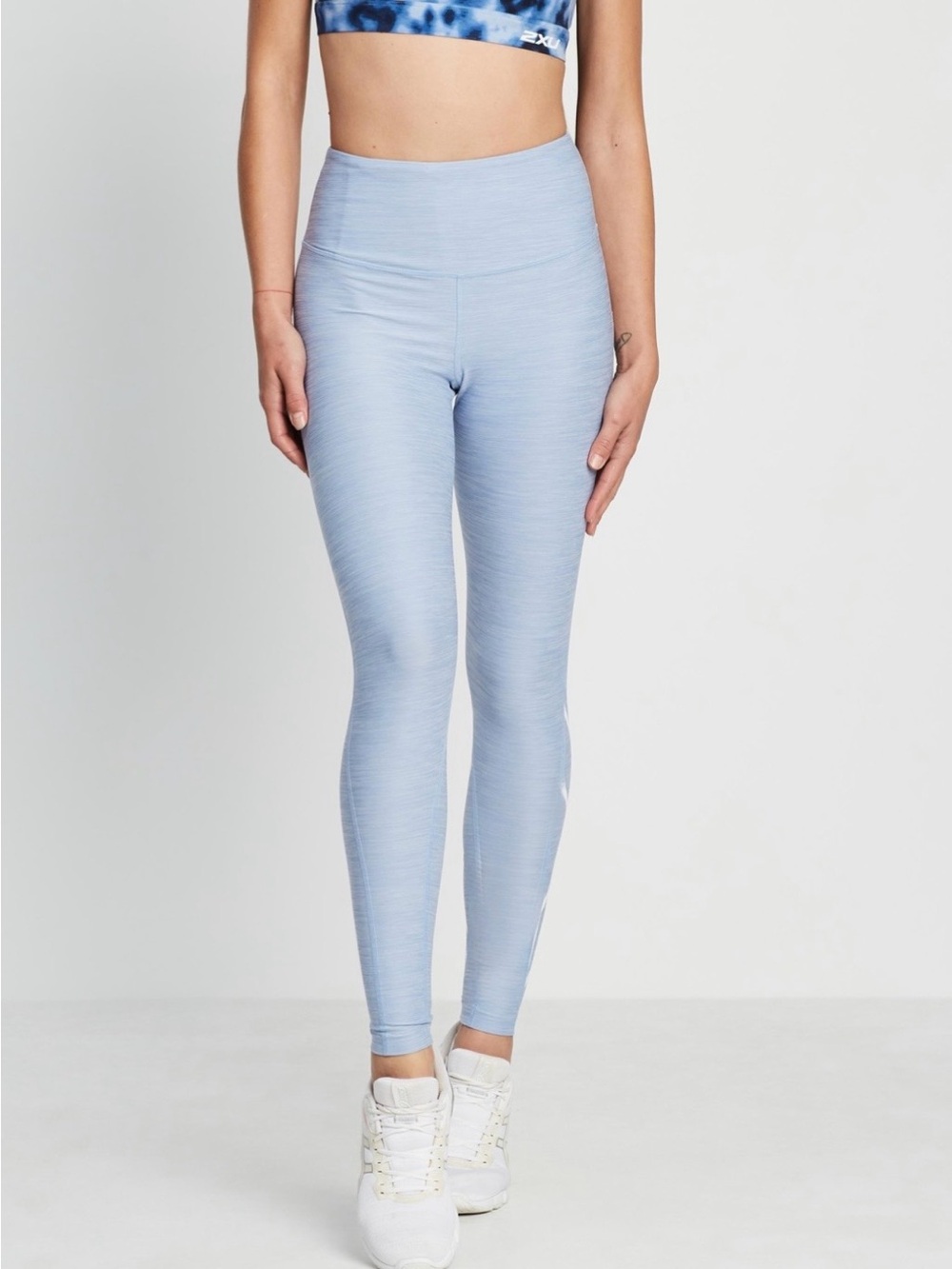 2XU Kids Compression Leggings in Light Blue NWT LARGE